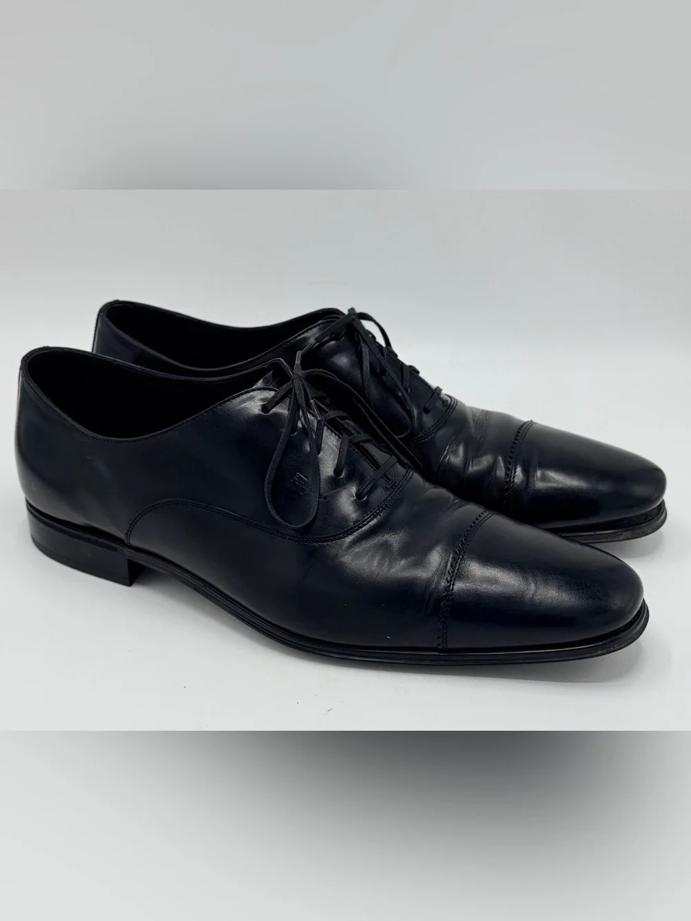 Salvatore Ferragamo Cap Toe Oxfords **READ**
